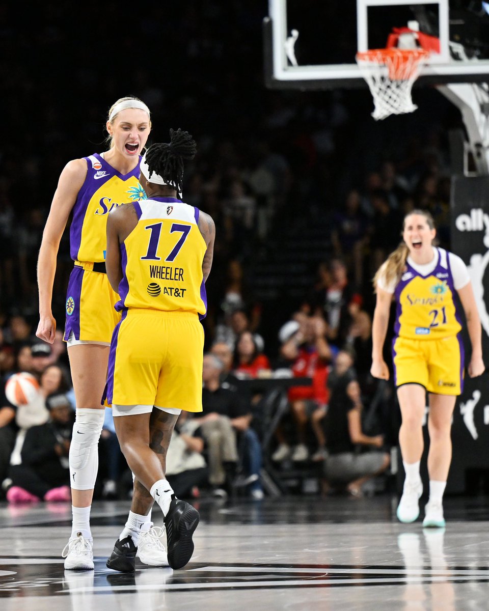 WNBA tweet media