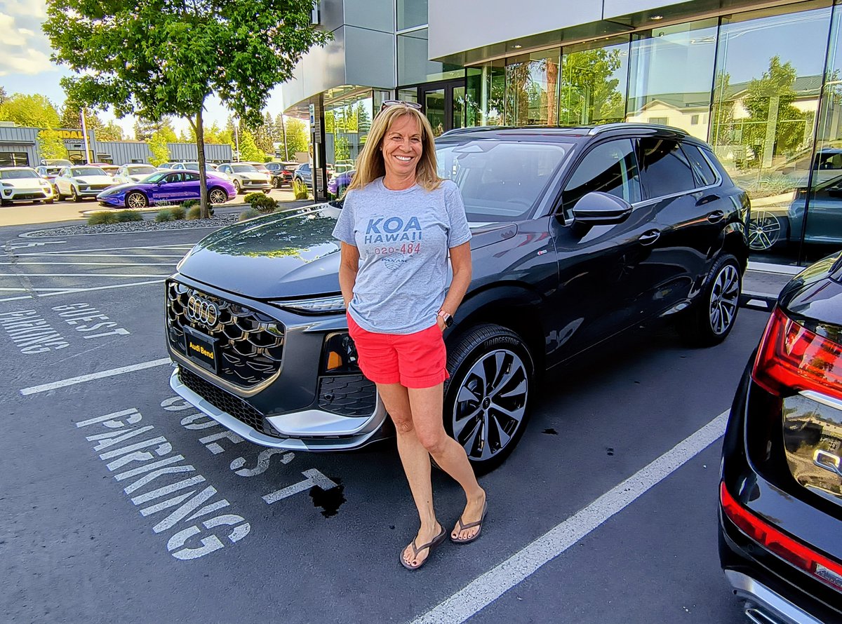 audibend's tweet photo. Lori M, congrats to you! We appreciate you trusting Mike Bowers through the process. Upgrade your driveway today!

https://t.co/aofa00qJrx

#audibend #audi #audiq3 #q3 #suv #suvlife #bendor #bendsuvs #audilife #kendallauto #letsstartsomethinggreat https://t.co/S5WCHBj03v