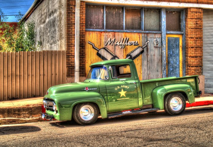 LionsGatePhoto1's tweet photo. Art of the Day! "Ford F-150". Buy at: https://t.co/M5aqS7foEr https://t.co/vkiwx5m7RG