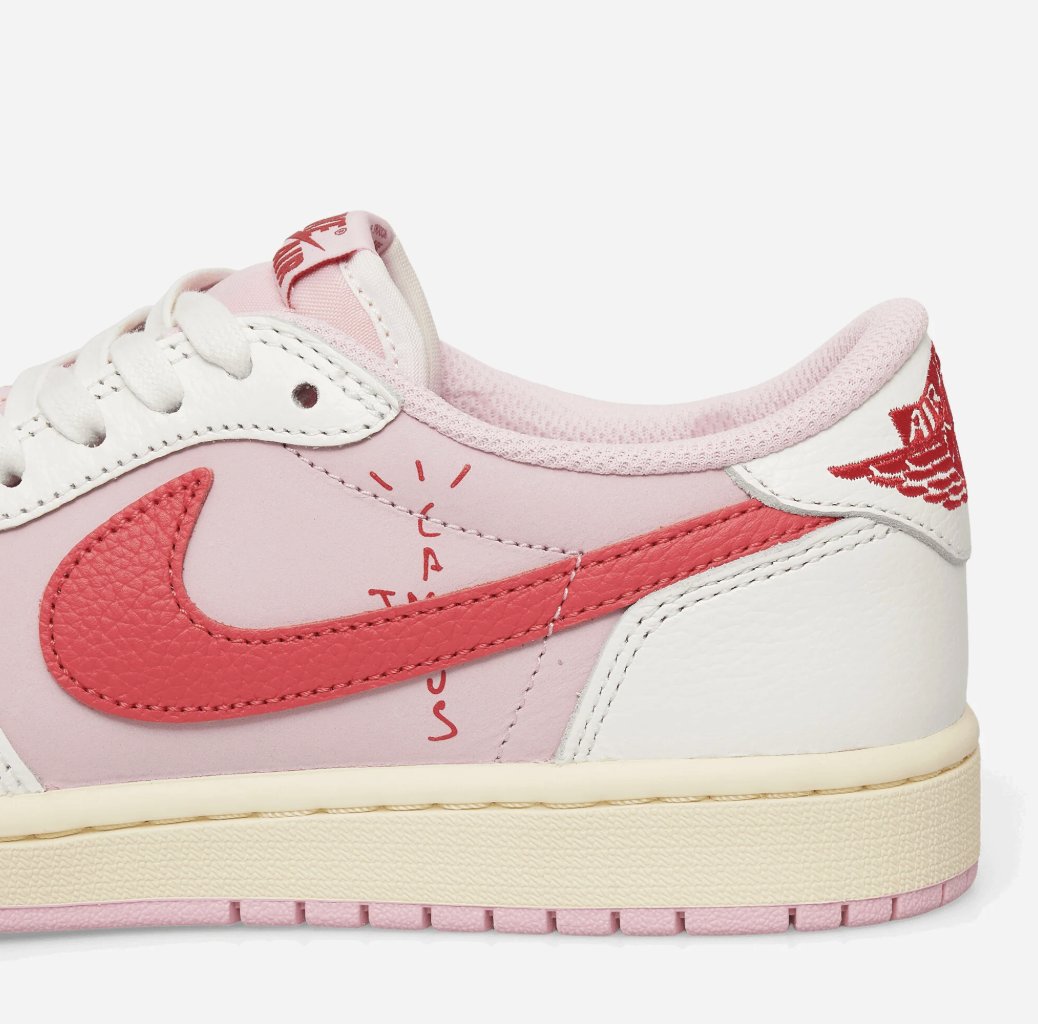 JustFreshKicks tweet media