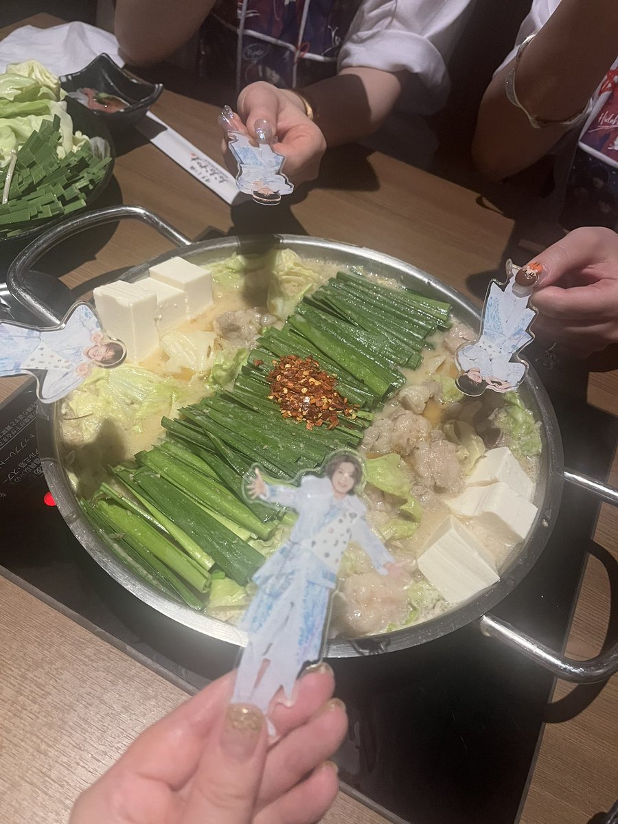 ぽんし tweet media