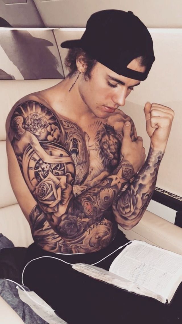 juskinbieber's tweet photo. My husband https://t.co/6i2WNifPdt