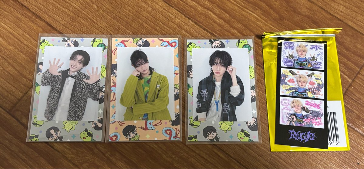 toriryuhiki's tweet photo. 龍宮城×龍TUBE FCイベント グッズ 交換
ミニフォトカード

【譲】ギラリフォトカード 齋木春空
  龍TUBEミニフォトカード S Ray 齋木春空

【求】 ギラリフォトカード 冨田侑暉
        龍TUBEミニフォトカード S (枠が龍一郎の) Ray (枠がタフネスと龍一郎) or 買取

6/6 大阪会場にての手渡し交換。 https://t.co/fb7qUFG3eV