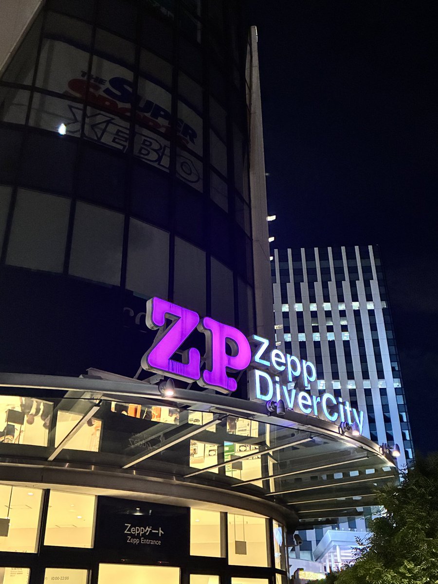 ジン tweet media