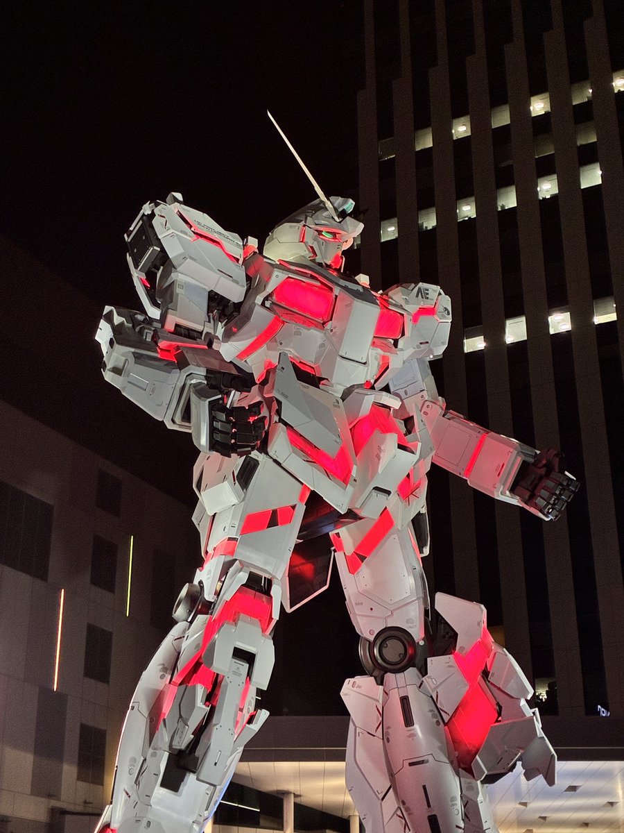 ジン tweet media