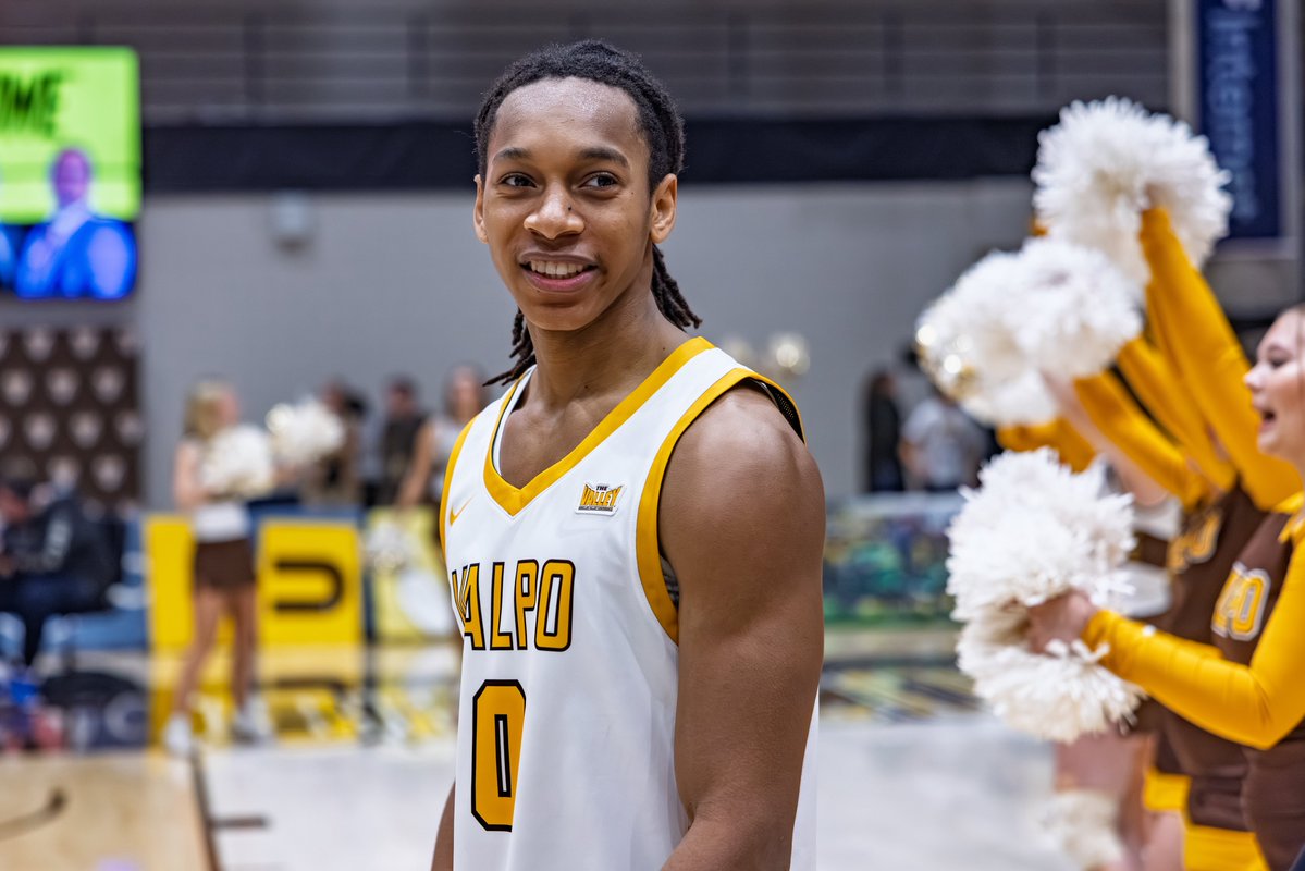 Valpo Basketball tweet media