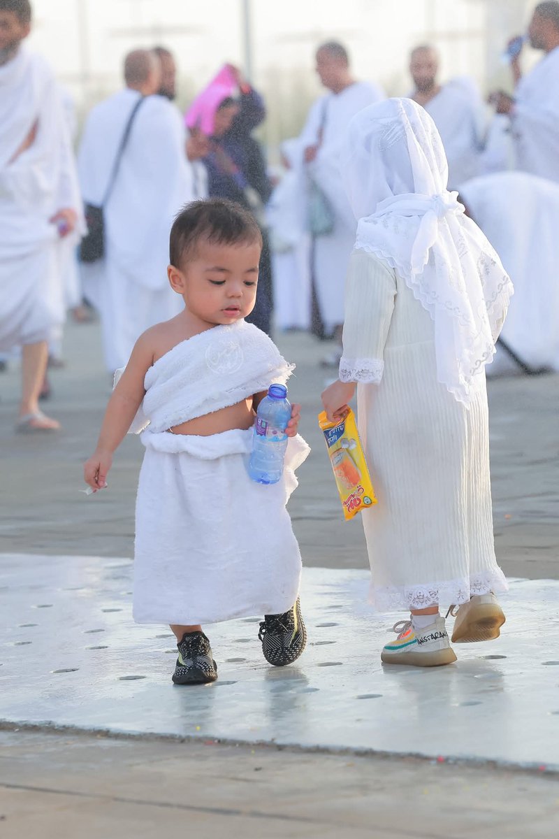 Cool_Ustaz's tweet photo. Little Ḥajjis 🥹 https://t.co/lgwOBoE4Cq