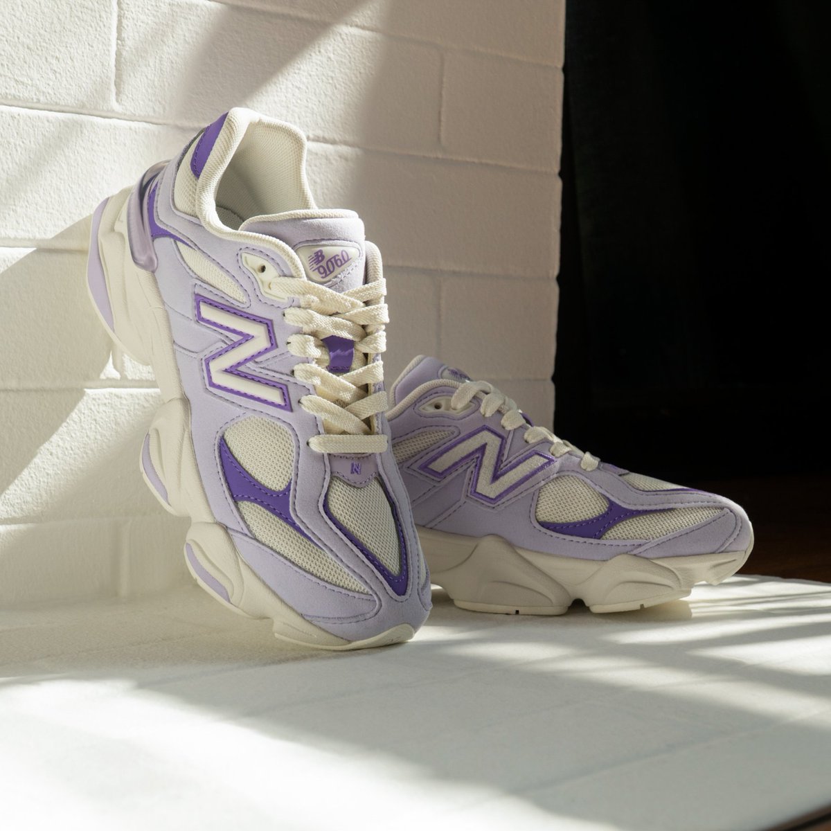 KidsFootLocker's tweet photo. Versatile Exclusives 👟💜

Comfort. Flair. Color. It's all in the latest New Balance 9060. 

https://t.co/2hVfYNQwdO https://t.co/SZ70ZTr7V8