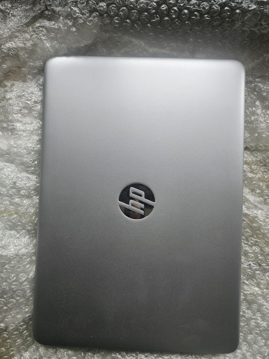 _THE_NOIR's tweet photo. HP ELITE BOOK 840 G3
8GB RAM
256GB SSD (INCLUDES HDD SLOT)
CORE I5
KEYBOARD LIGHT 
FINGERPRINT 
190K https://t.co/el6wvIVD79