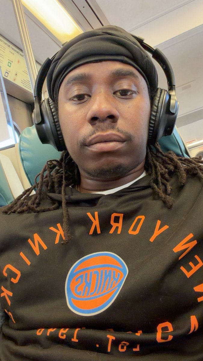 KnickNameDJ tweet media