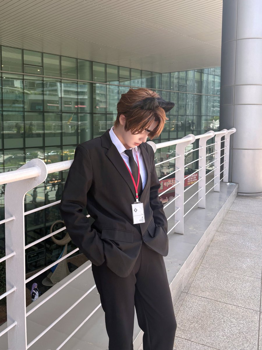 이안 Ian tweet media