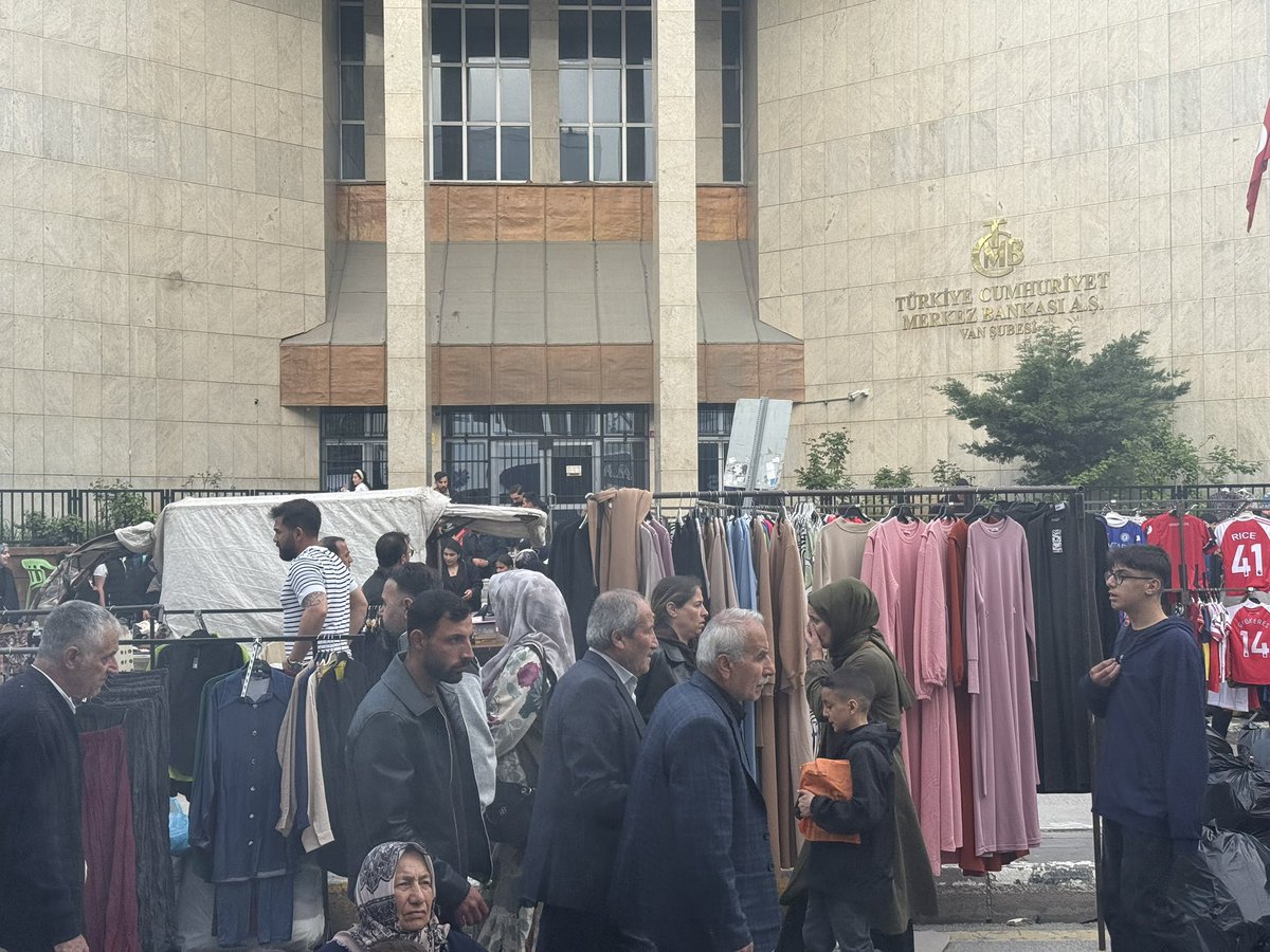 Ruşen Takva | 5 tweet media