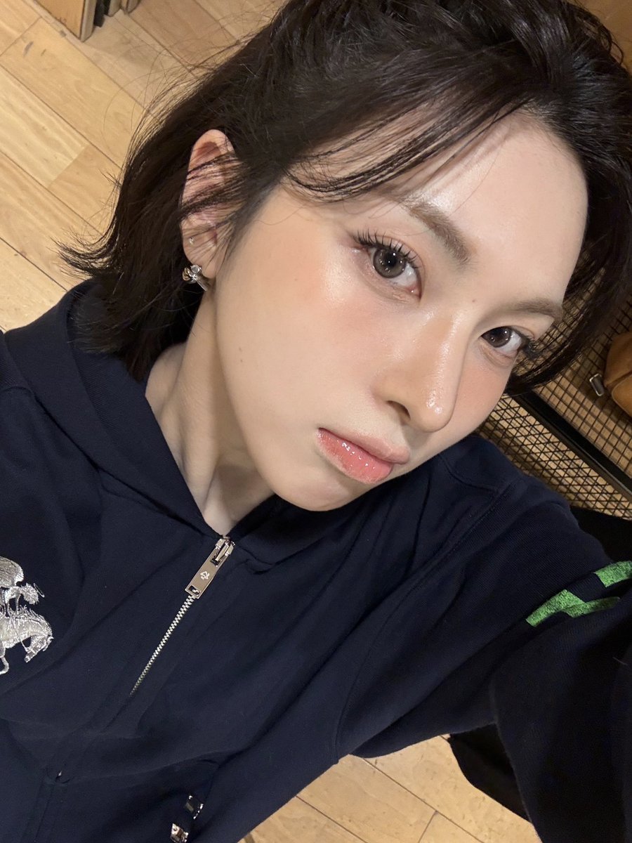 상어 tweet media