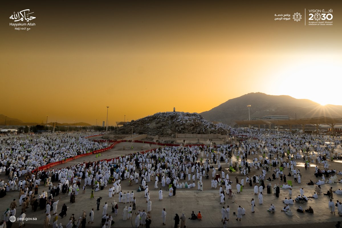PEPSaudi's tweet photo. لبّوا النداءَ فأزهرتْ أرواحُهم
وغدتْ مواكبُهم إليكَ رجاءَ.

#حياكم_الله
#رؤية_السعودية_2030 https://t.co/zUpToJD6fd