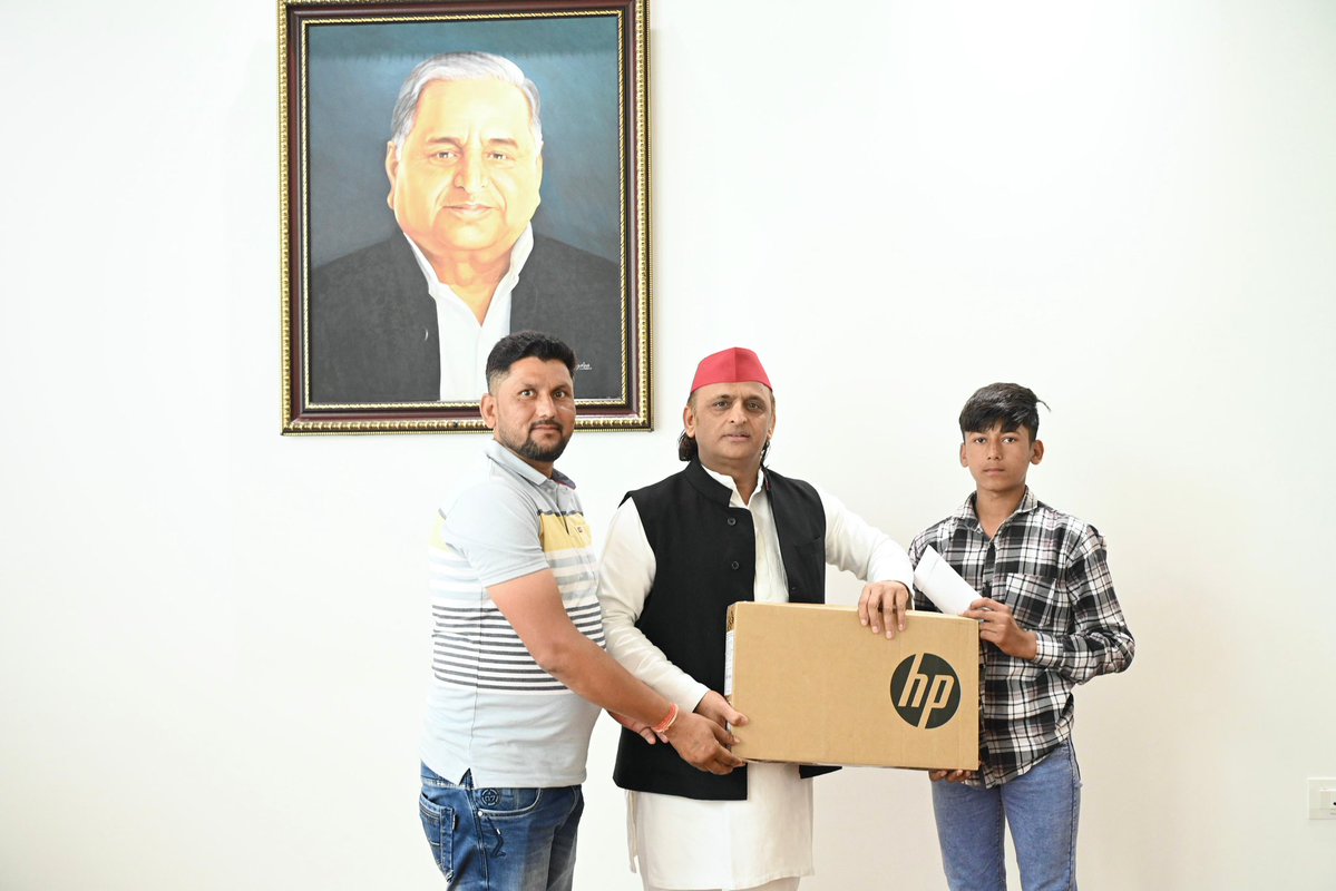 Akhilesh Yadav tweet media