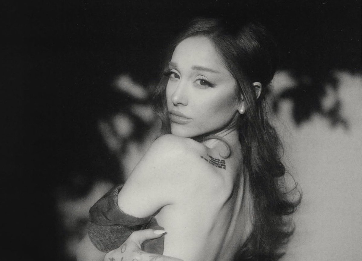 analis ꕤ is seeing ari ! tweet media