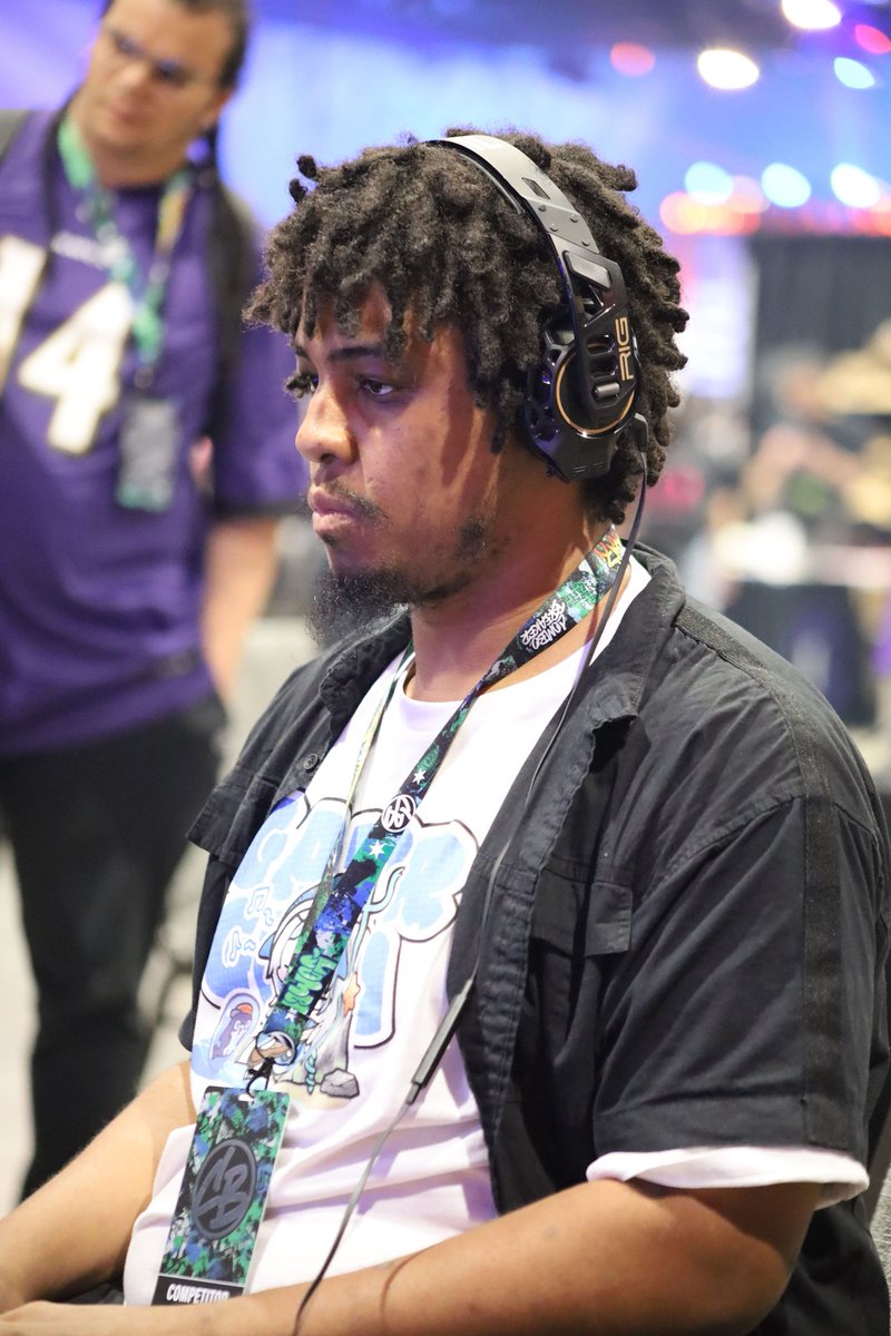 DatBoy_Uchiha's tweet photo. Preciate the photos alot @mupixels 🙏🏾

Damn my hair is just getting longer everyday 

The 1st photo context was me solving the mystery of the missing horse , aston machan https://t.co/08KUaYI4lS