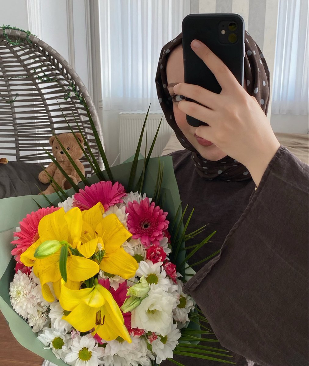 eswa tweet media