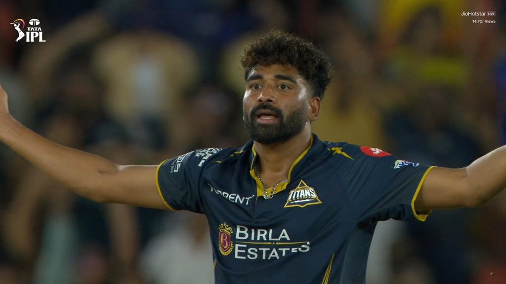 FormalEngineer's tweet photo. 12th man of RCB #LORDSIRAJ
#GTVSRCB #RCBvsGT #ipl_2026 https://t.co/lYOkeR4jva
