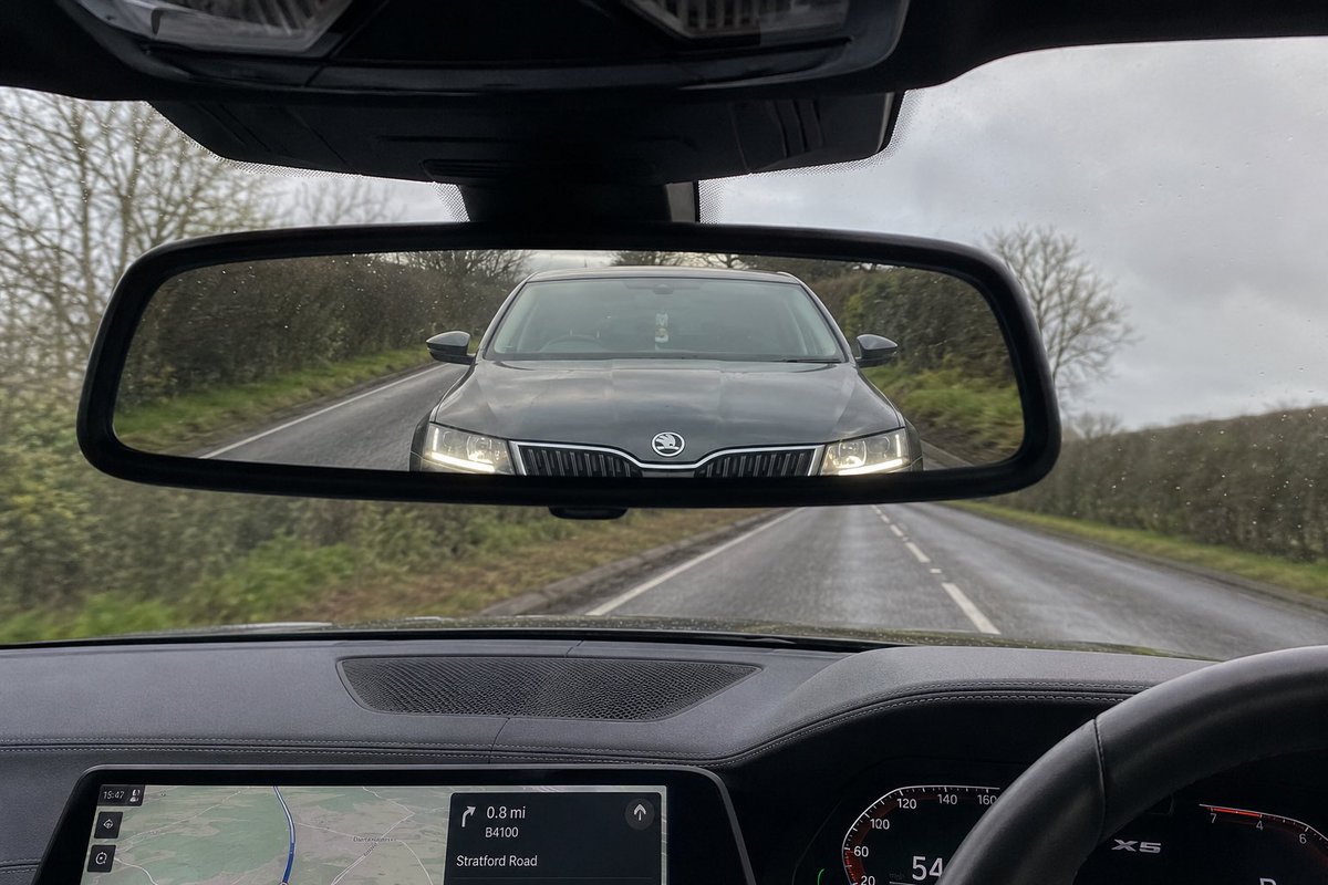 Skyba1982's tweet photo. Driving in Slovakia is basically this 😏 https://t.co/7FLv4KvOVc