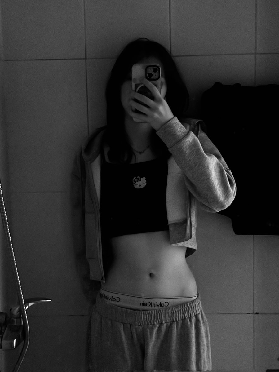 ੈ✩‧₊˚ lucy ⋆·˚ ༘ * tweet media