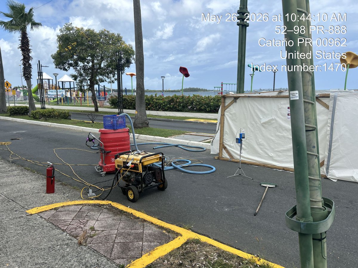 catano's tweet photo. Continúan los trabajos de mitigación, remoción y disposición de plomo en el proyecto de la Avenida Las Nereidas. https://t.co/kN0bBeB8dU