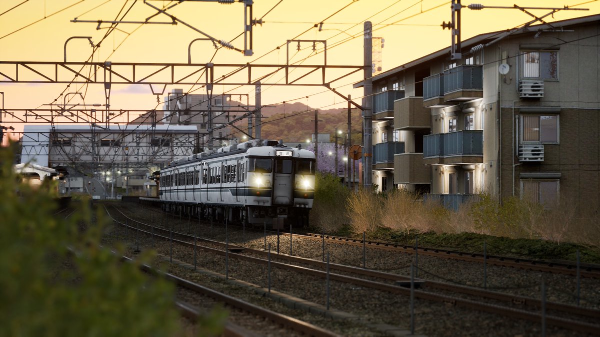 REMELA412's tweet photo. 最近出た、超リアル鉄道シミュレーターの「走ル列車!」がもう実写同然の画質！
鉄道ド素人の僕がやっても簡単なチュートリアルどうりにやるだけでだいぶ楽しく遊べた！
でもやっぱりオーバーランはしまくり
#走ル列車 #RUNNINGTRAIN https://t.co/zVjvHdGYUY