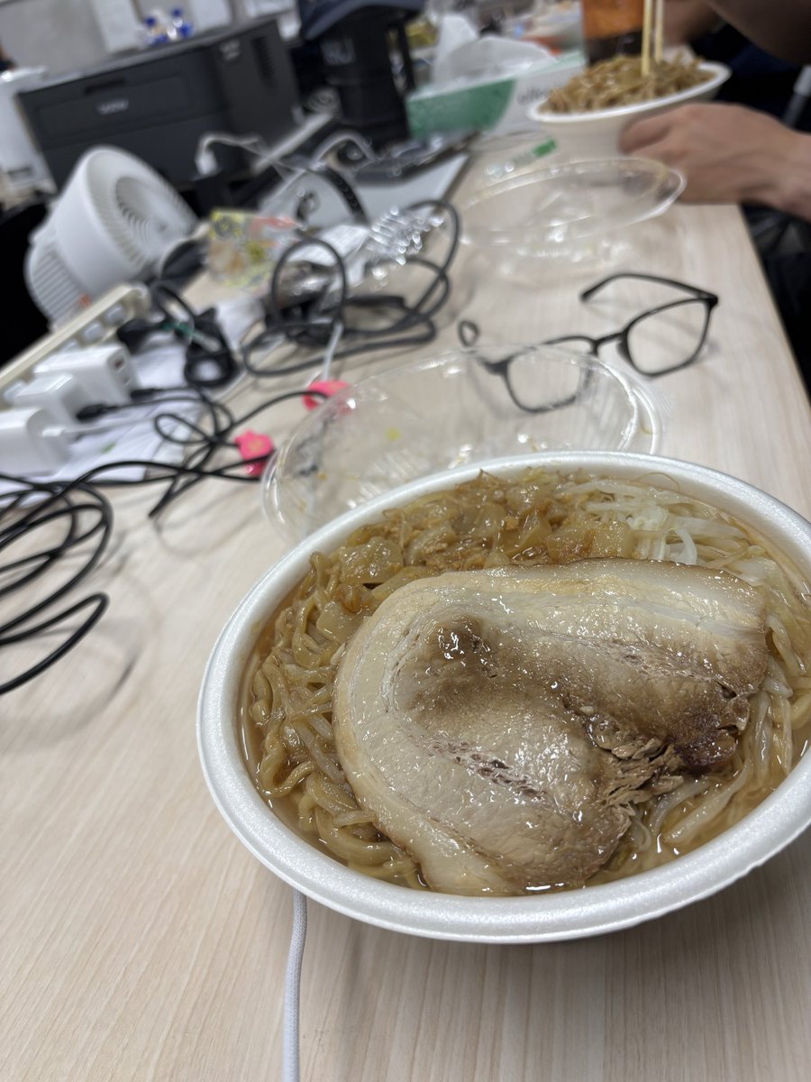 海 tweet media