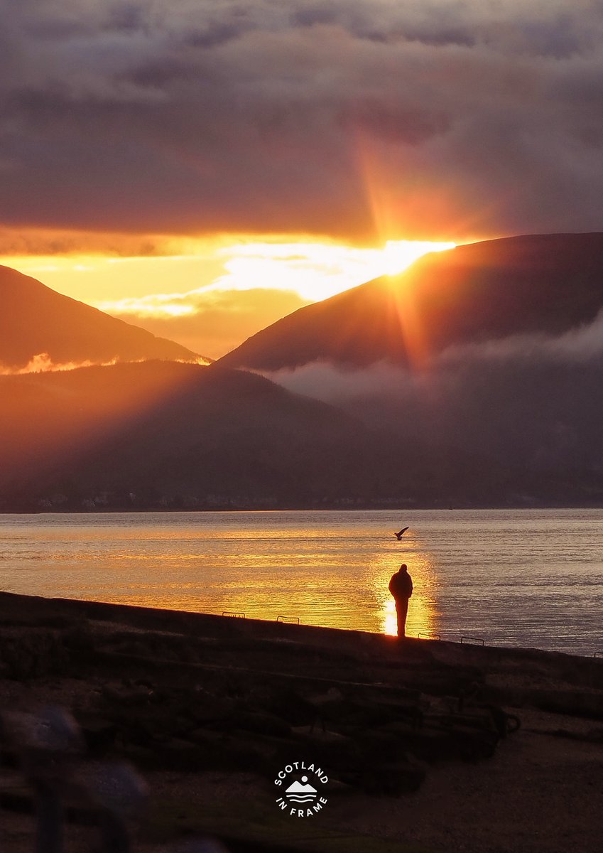 StephenAHenry's tweet photo. SCOTLAND IN FRAME - 2027 CALENDAR

The four contenders for April:

1. Reflecting at Sunset - the hills of Argyll
2. Luskentyre Beach, Isle of Harris
3. Eilean Donan Castle, Dornie and
4. Sunrise - the Perch, Port Glasgow

Which one is it going to be?

#ScotlandInFrame #Scotland https://t.co/Ip2nsufekr
