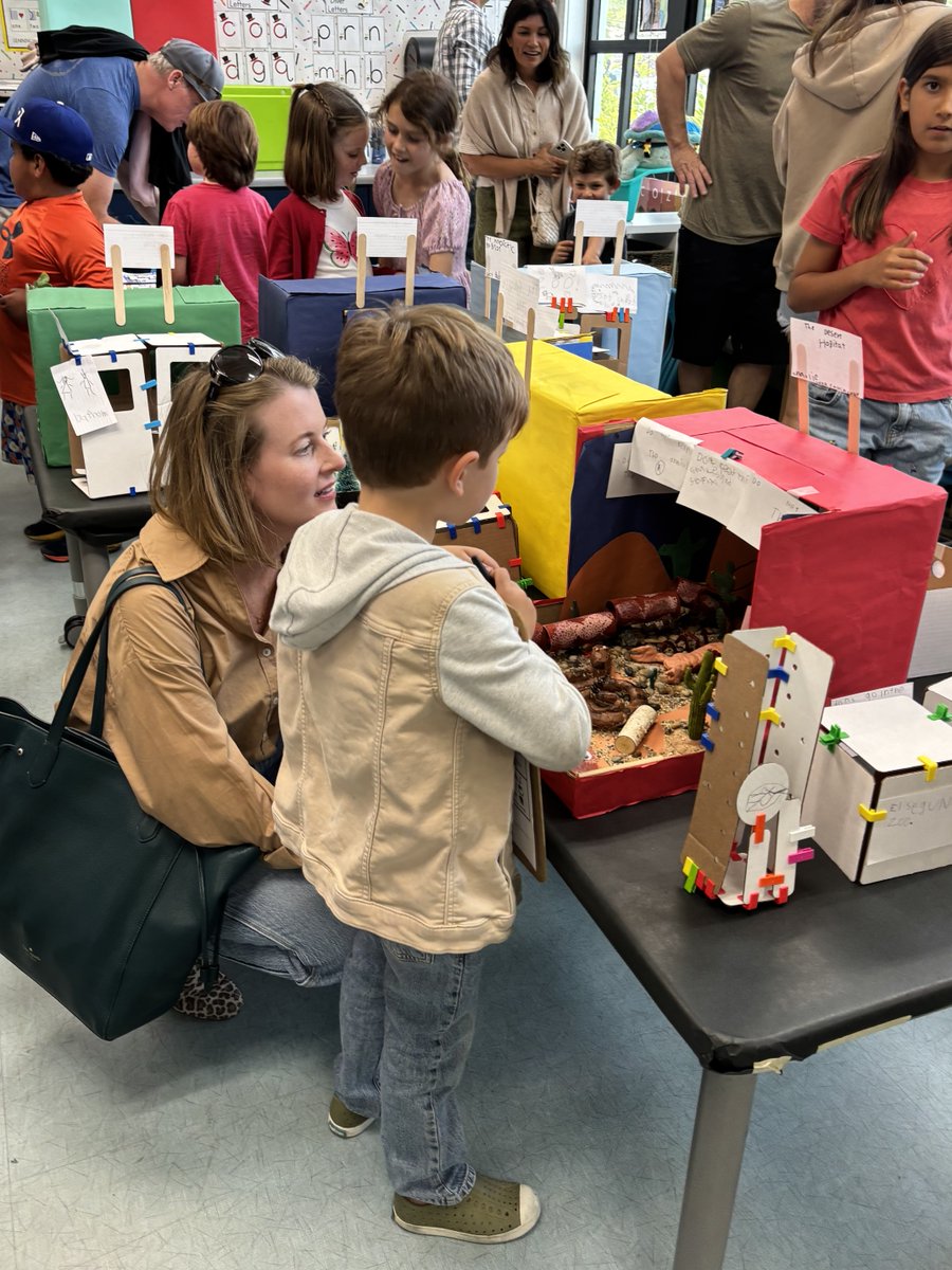 ElSegundoUSD's tweet photo. Richmond Street School’s Open House was a wonderful celebration of a year of learning. 

Thank you to the students, families, and staff who made the evening so special! ✨ #ESUSD https://t.co/0Iru2QQNjY