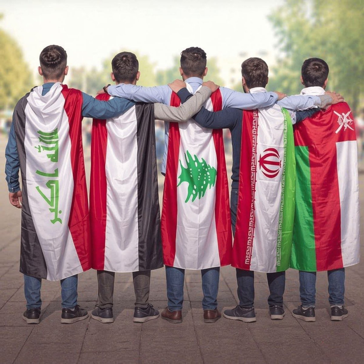 ساره بنت ایران tweet media