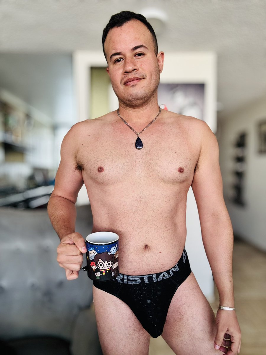 HugoFit tweet media