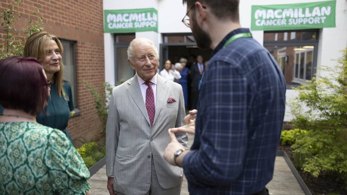 The Royal Family tweet media