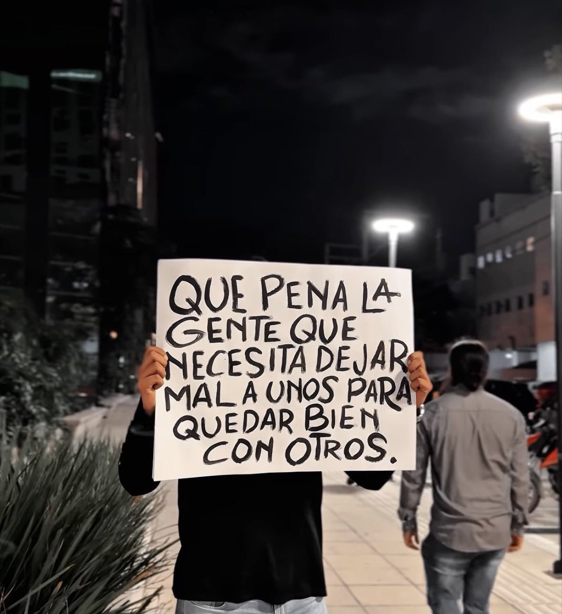 dilocondibujos_'s tweet photo. Me dan lástima https://t.co/29EJqIkRi5