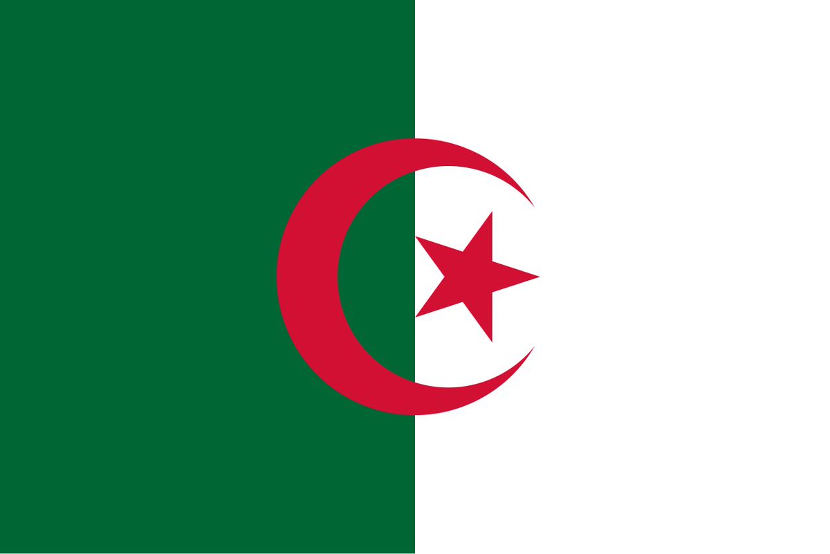 3arbialunaire's tweet photo. 4 flags that represent my heritage 🌟❗️ https://t.co/Ddt51RgFp1