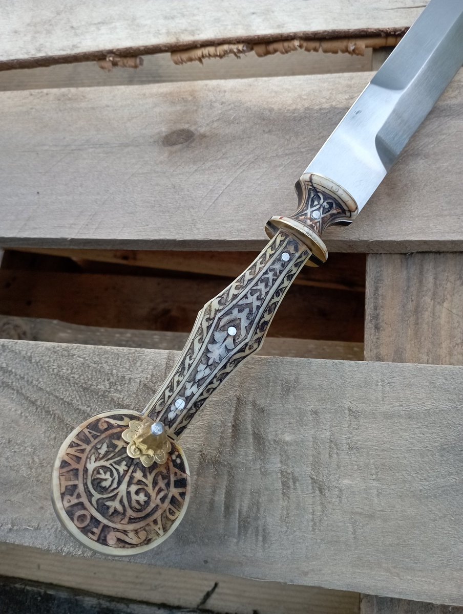 Arann Reichhardt Swordsmith tweet media