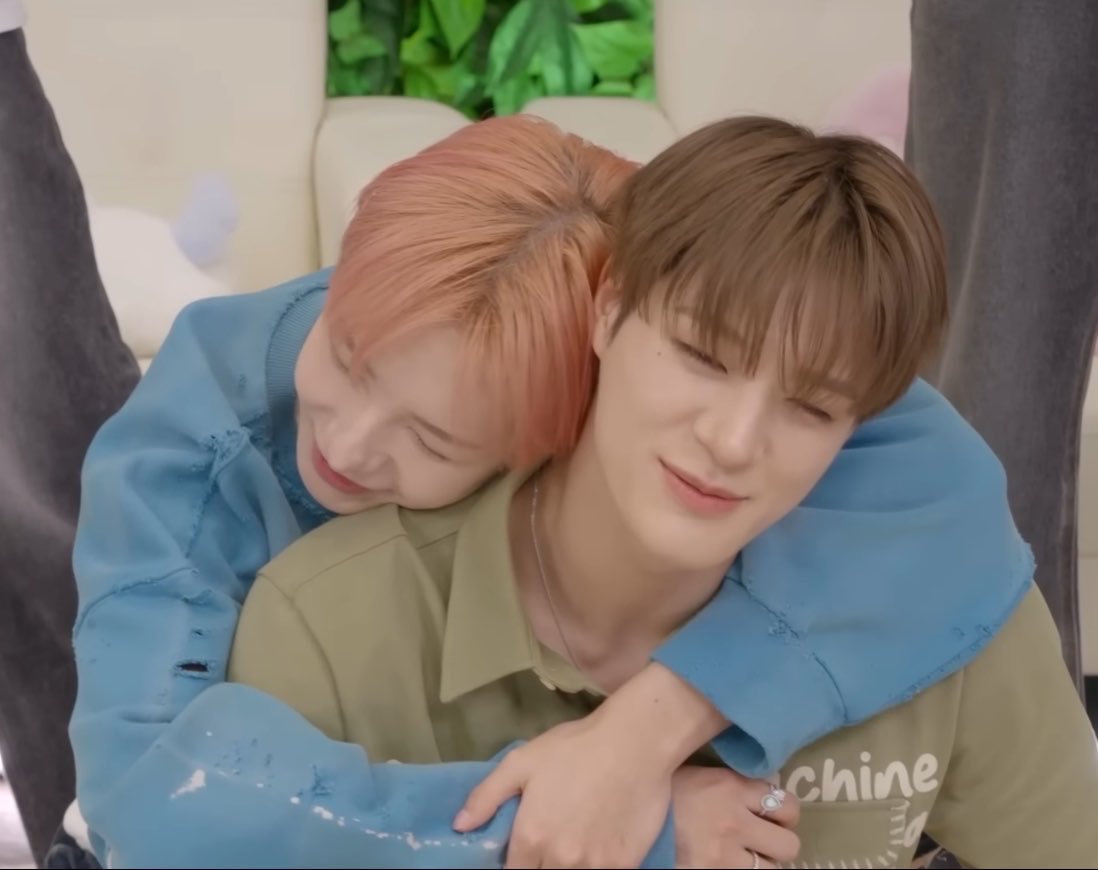 ˚ ༘♡ ⋆。˚ ตอกอคนสวย 𐙚RJN ྀི tweet media