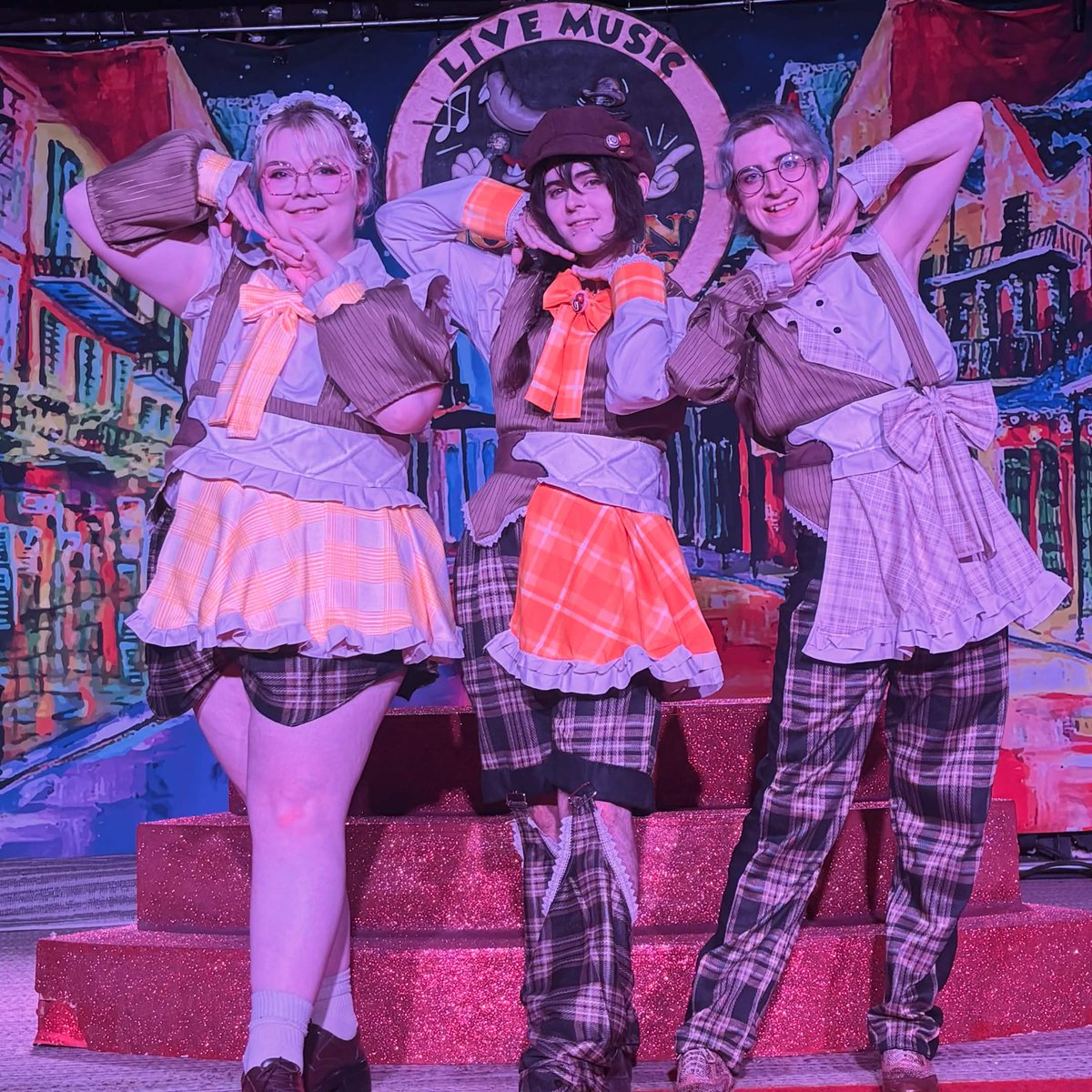 Hello_Mousse's tweet photo. Thank you New Orleans! We had such an amazing time performing this weekend, and we're so grateful to have had the opportunity to meet everyone in NOLA! 
Performing Sugar Smiley for the first time and debuting our new outfits was so exciting and really pumped us up for the future! https://t.co/w44VvL7b8X