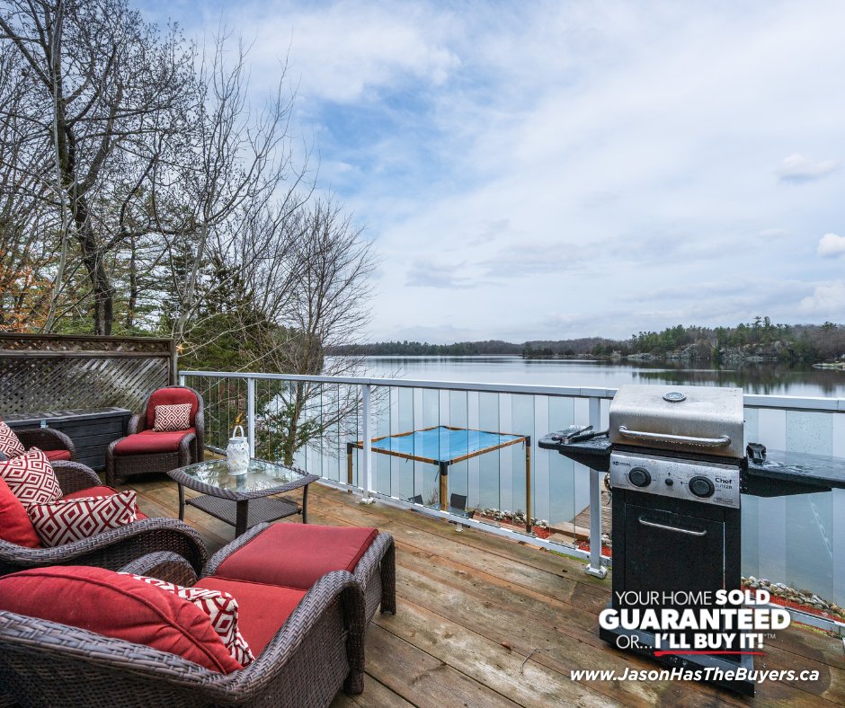 JasonClarkeRE's tweet photo. 🌊 Waterfront Opportunity in Leeds &amp; The Thousand Islands

📍805 Cartwrights Lane
MLS® Number: X13052030

2 homes, 1 purchase, endless possibilities. Perfect for Airbnb income, investment, or multi generational living on a beautiful sandy waterfront lot. https://t.co/B9QJ4oHpUR
