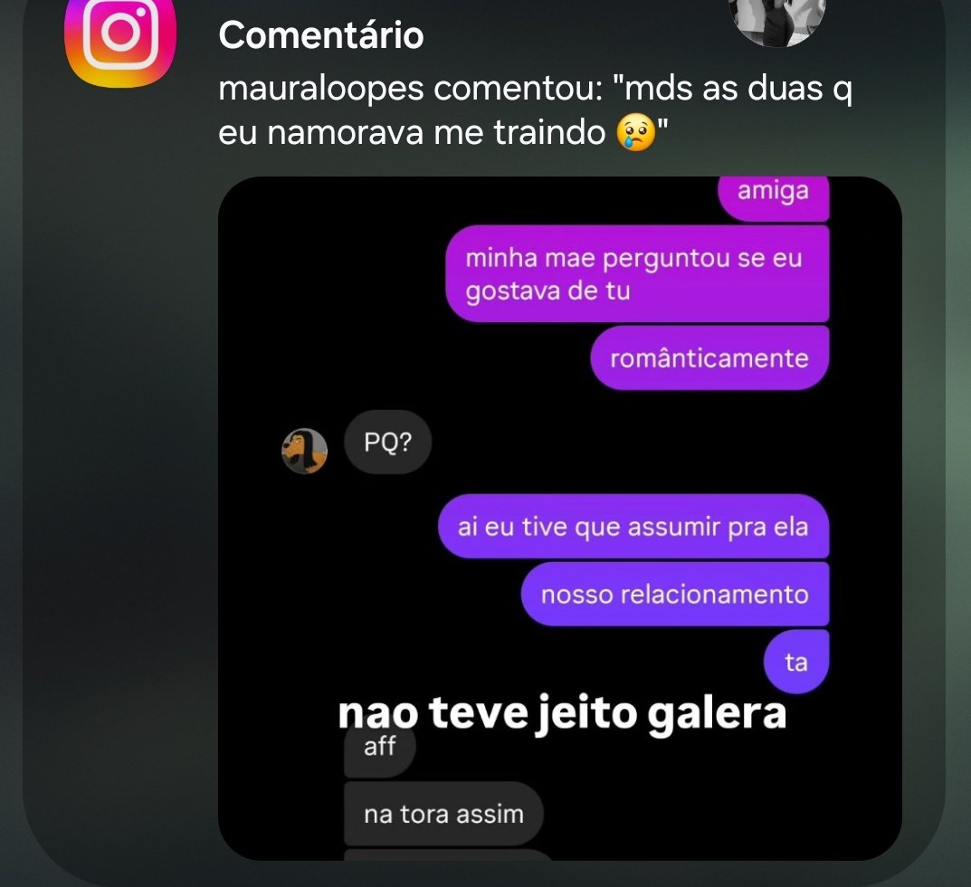 lara tweet media