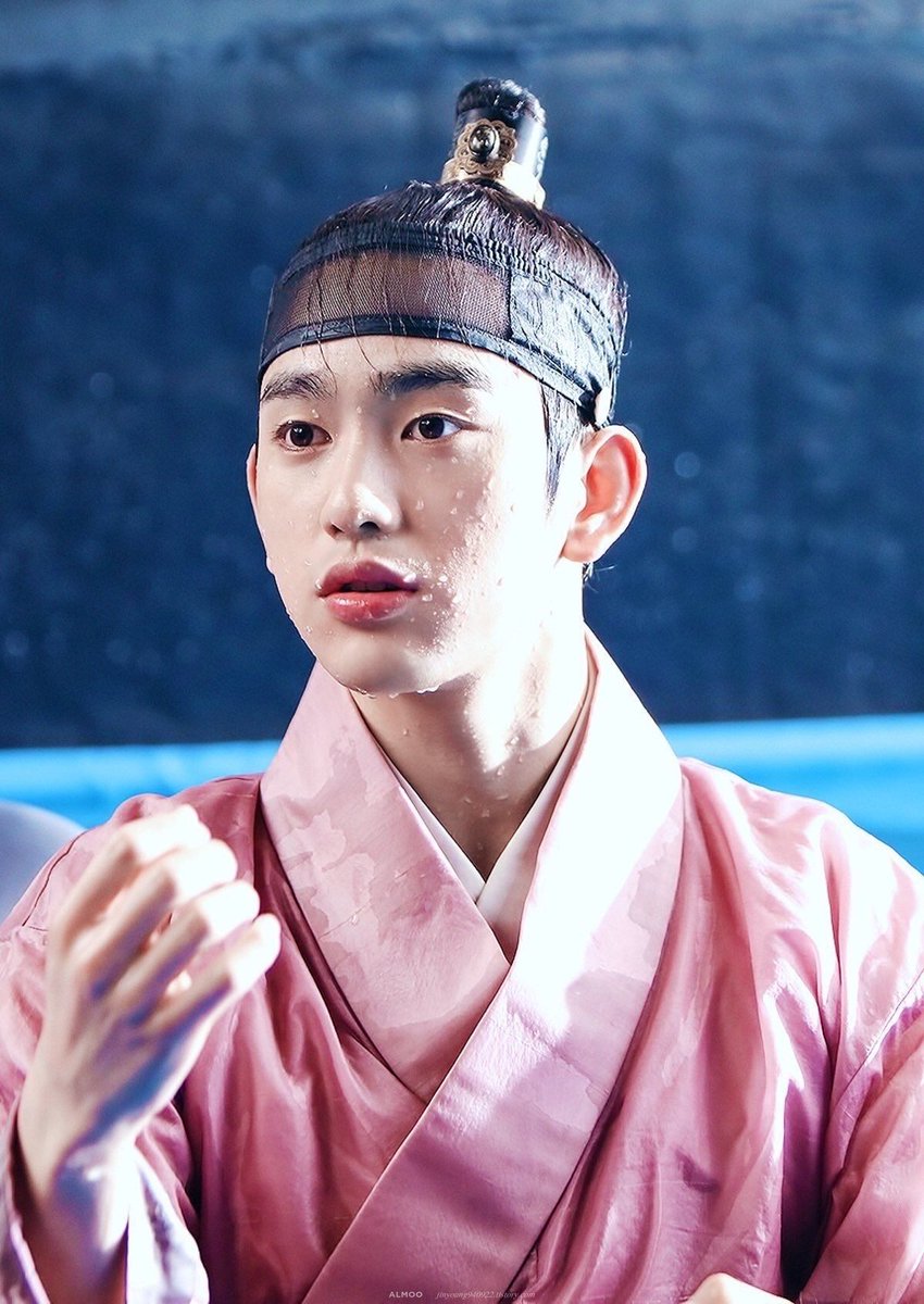 Pop7base's tweet photo. Park Jinyoung is currently filming tvN’s upcoming drama 100 Days of Lies, targeting an October 2026 premiere, alongside Kim Yoo Jung, Kim Hyun Joo, Lee Moo Saeng, and Jin Seon Kyu.

The spy romance is set in 1930s colonial Gyeongseong during the Japanese occupation. https://t.co/0g11W5qM0w
