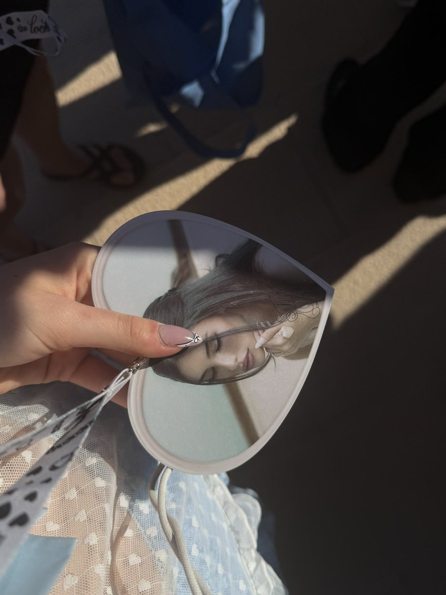 ً sophie ˚ ༘ ꕤ met ariana tweet media