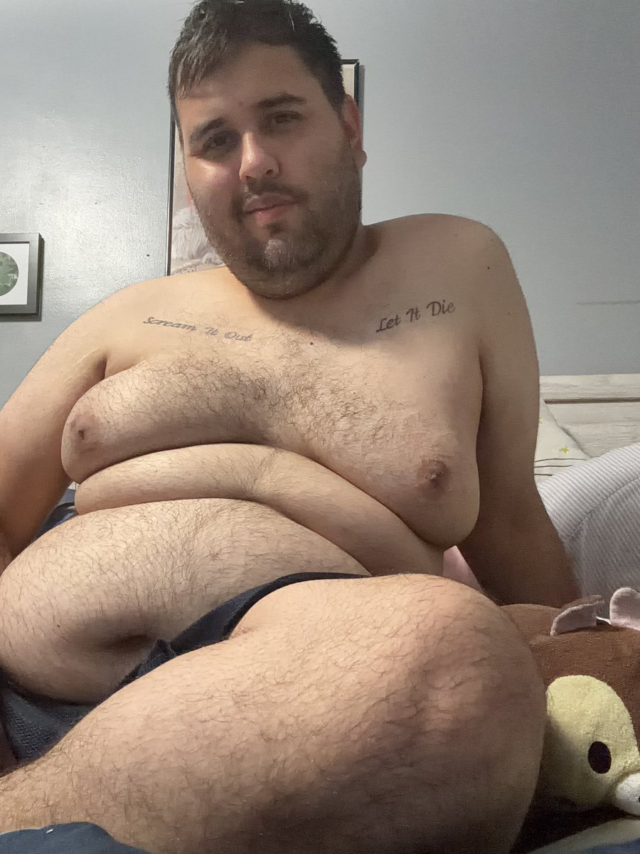 junebear05's tweet photo. Was running late for work but had to get a tummy Tuesday pic 🐻 #gay #gaybear #tummytuesday #chub https://t.co/2ultvjwZl0