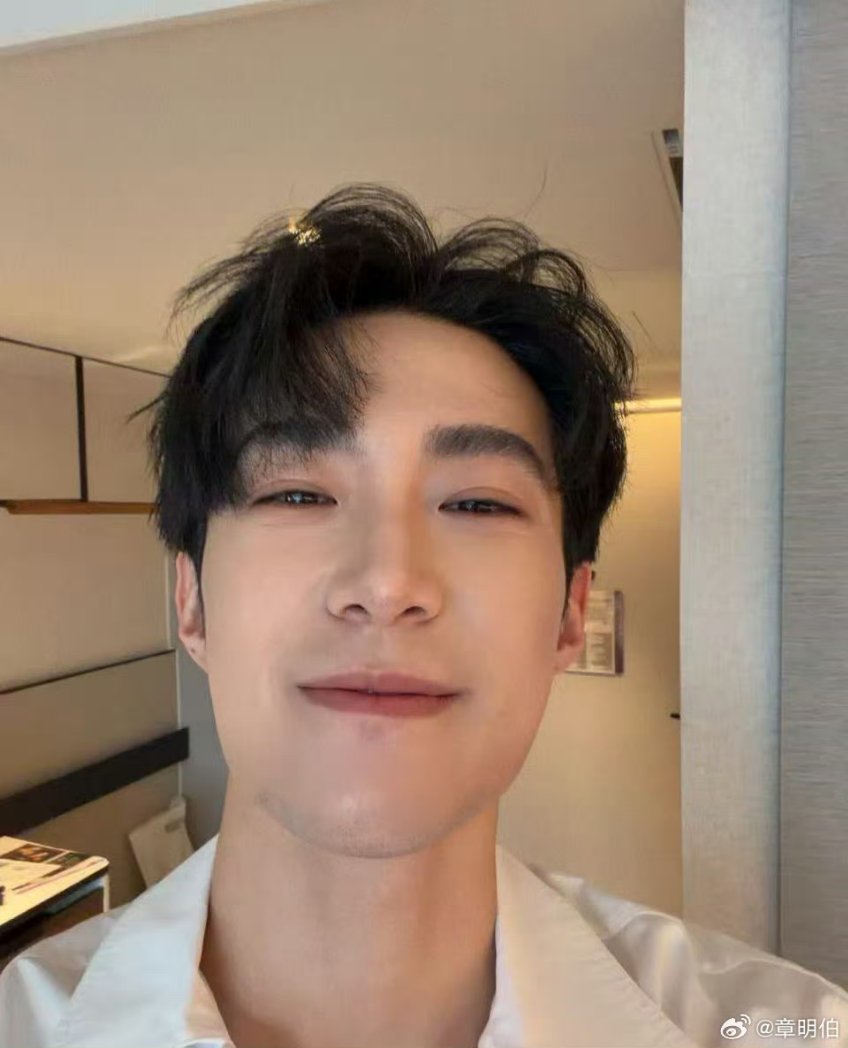 Mooni tweet media