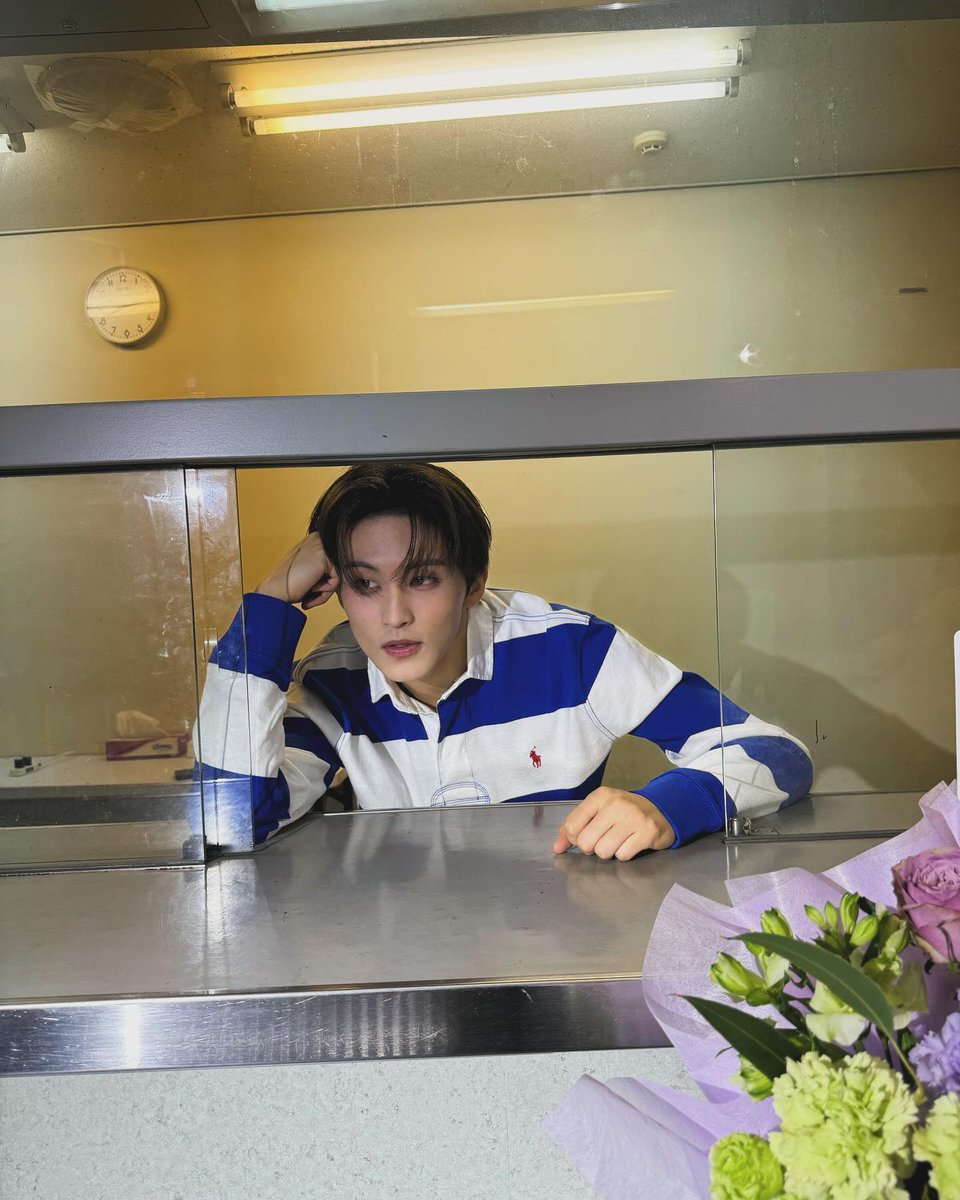 MARK LEE BASE tweet media