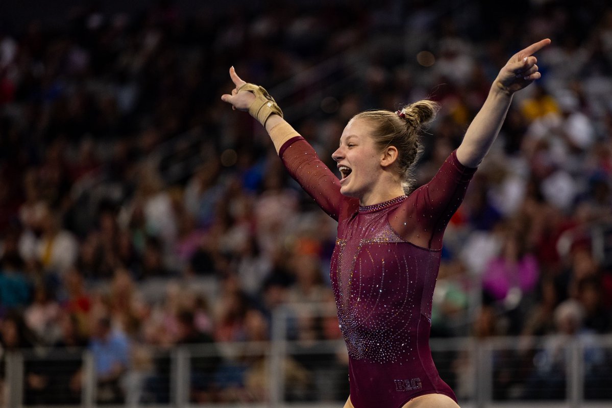 Minnesota Women’s Gym tweet media