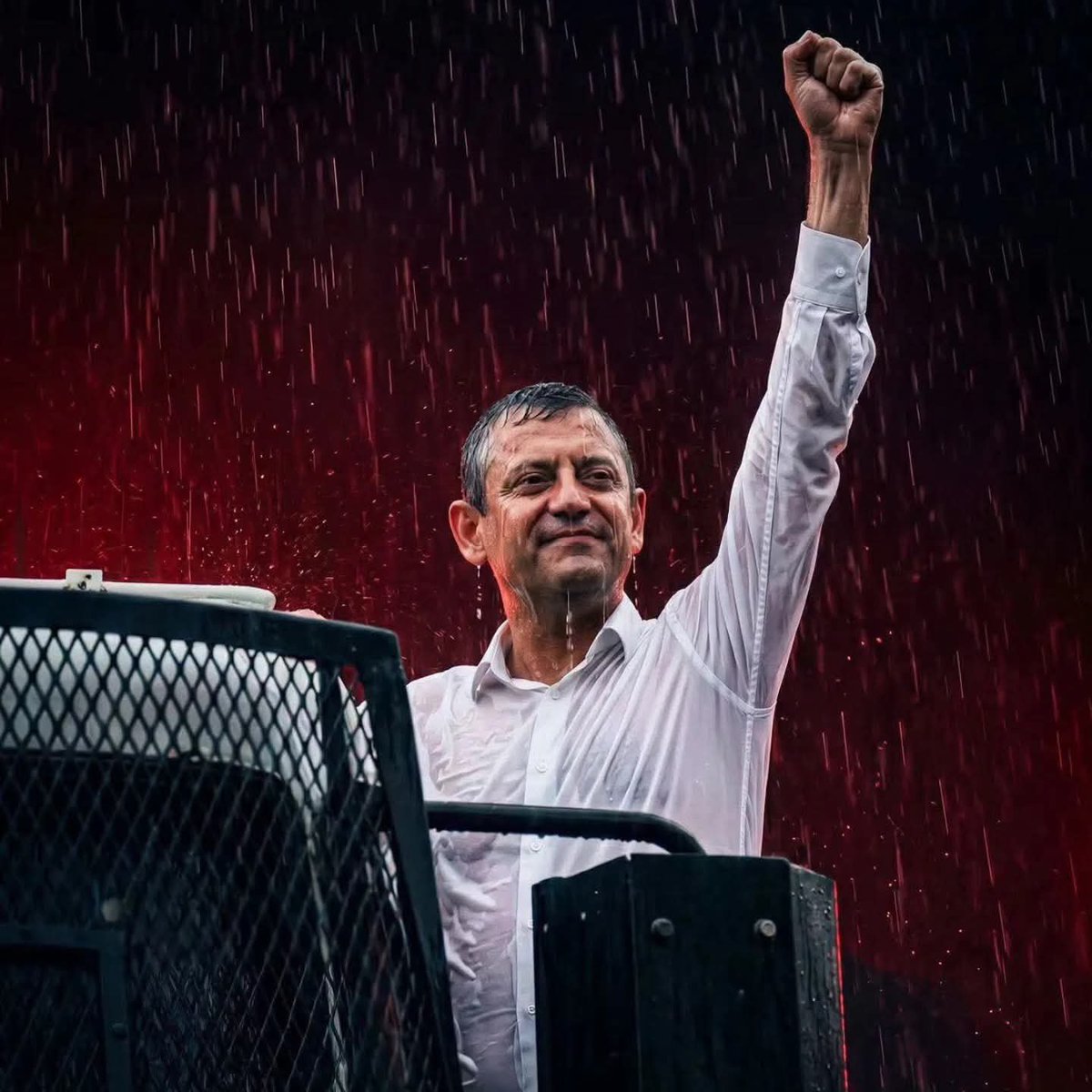 bora_aydos's tweet photo. Yalnız yürümeyeceksin #yanındayız https://t.co/oA6D7QgH08