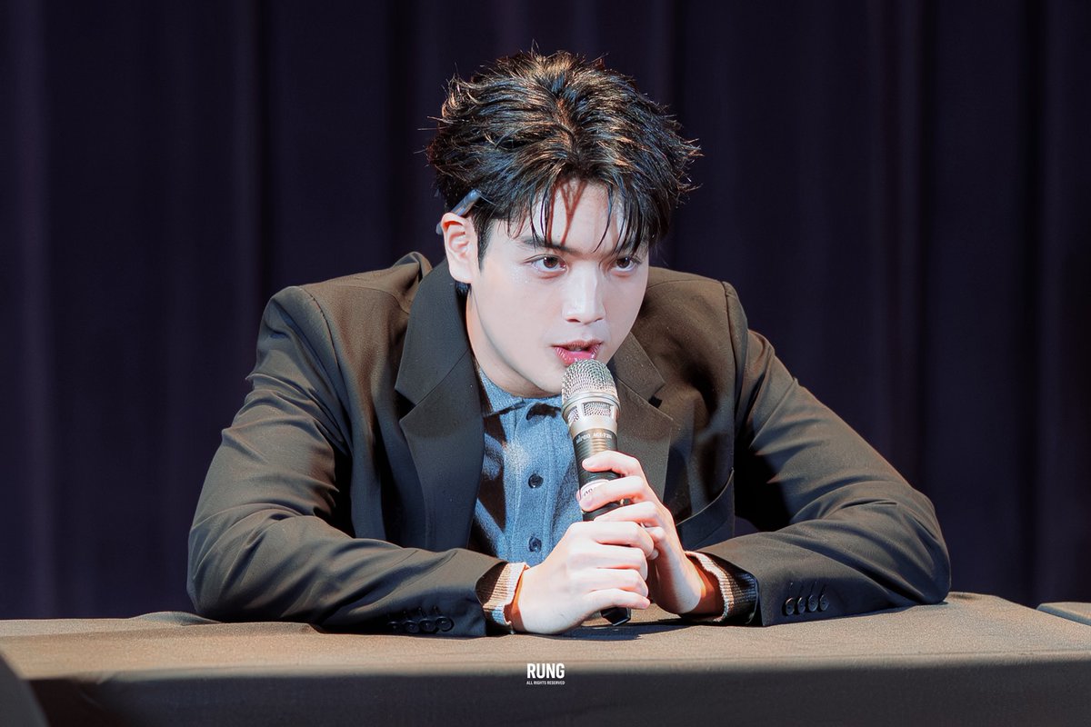 렁 tweet media