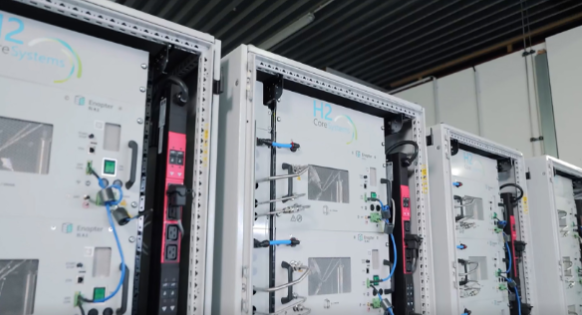 AutomatedCowboy's tweet photo. H2 Core Systems is replacing diesel #Generators with hydrogen energy systems using #Designcenter X Solid Edge

Results:
⚡ 50% faster production
🚀 20% faster design cycles
📈 70% business growth
🌍 200+ systems deployed globally

Discover their story: https://t.co/8dE7f3y2Ww https://t.co/3y1I8xZBhD