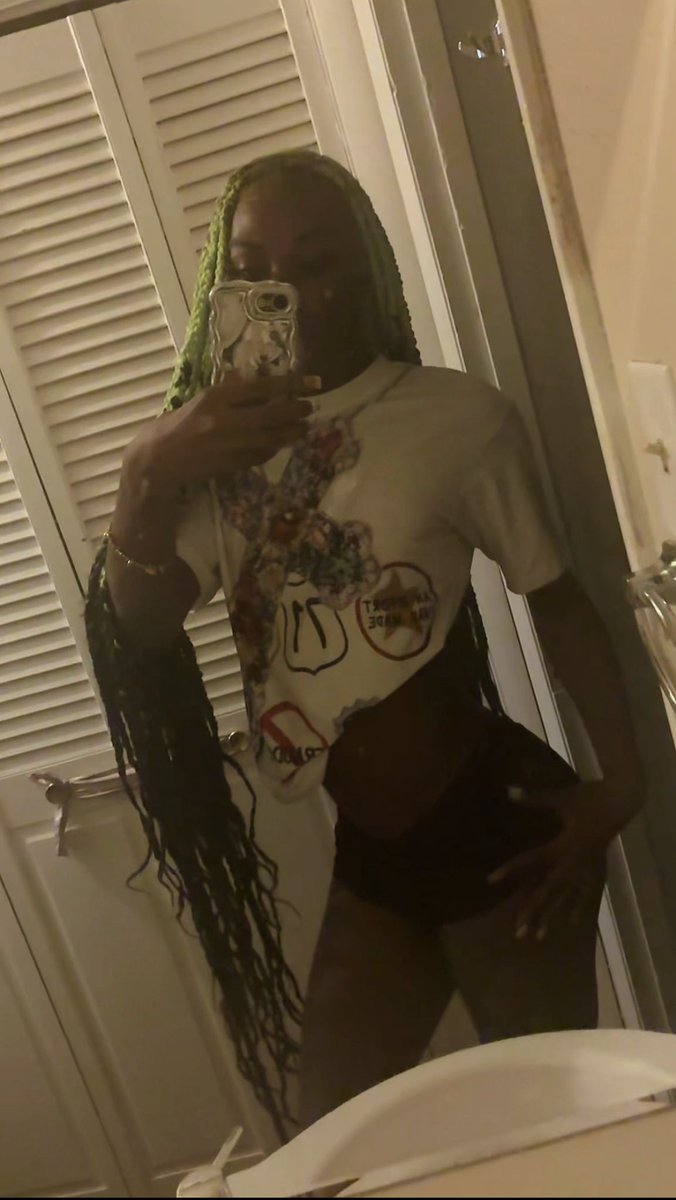 meloothaeaterrr's tweet photo. goodmorningggg to the sexc niggas 😘
#pytthot #stl #maplewood #stlfreaks #chudai https://t.co/5E8s8KN0Cs